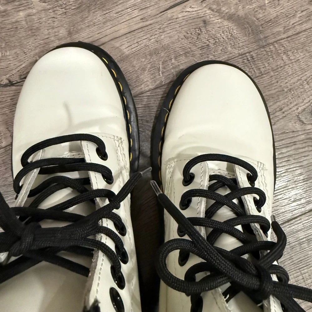Dr. Martens 1460 White Smooth Leather Lace Up Combat Boots Kids 4M 5L 11822